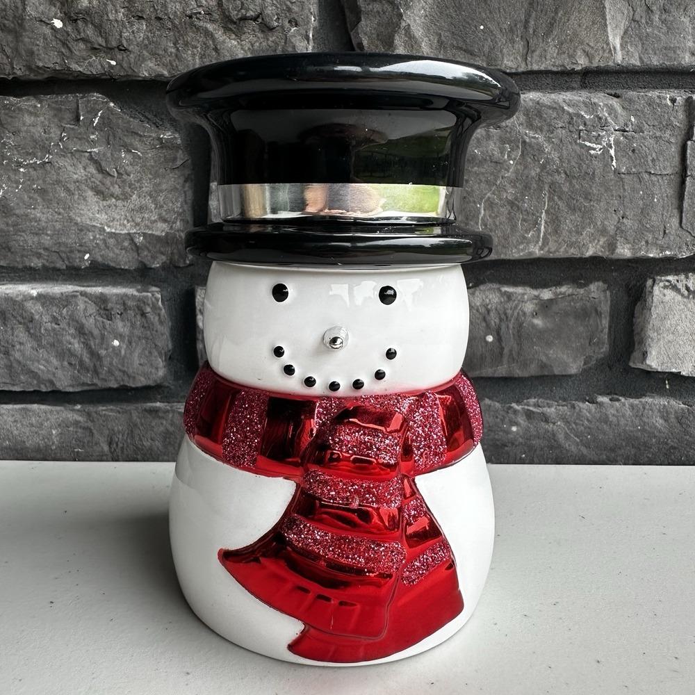 Bath & Body Works Christmas Holiday Snowman 3 Wick Candle Pedestal Holder Decor